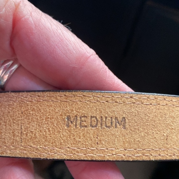 Latigo Leather Belt Women’s Brown Western cowgirl Rodeo Vintage silver tone M - Picture 7 of 11